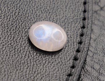 Moonstone decor